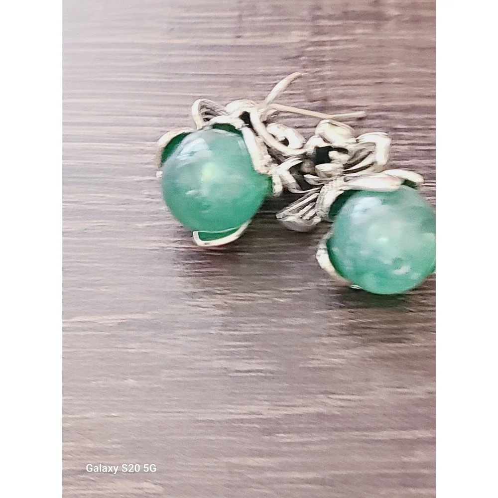 Silver Tone Lotus Flower Green Bead Drop‎ Earrings Floral Nature Dangle Hook